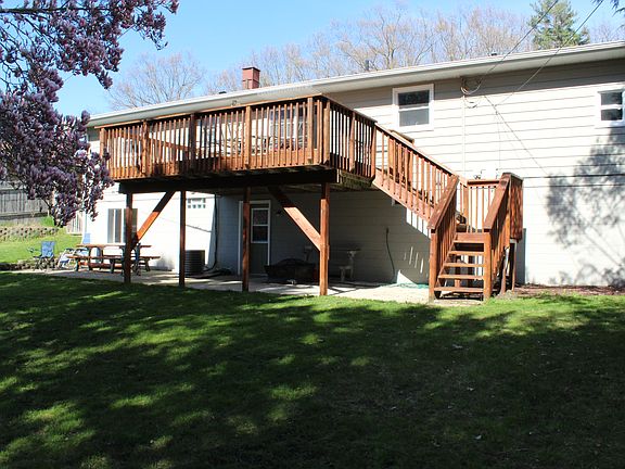 4th image of 14705 Lakeshore Dr