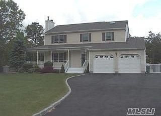 2nd image of 10 Evergreen Dr