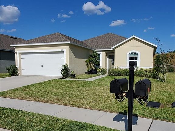 2nd image of 825 Sheen Cir