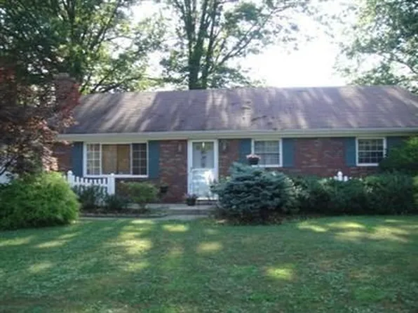 111 N West St, Columbiana, OH 44408