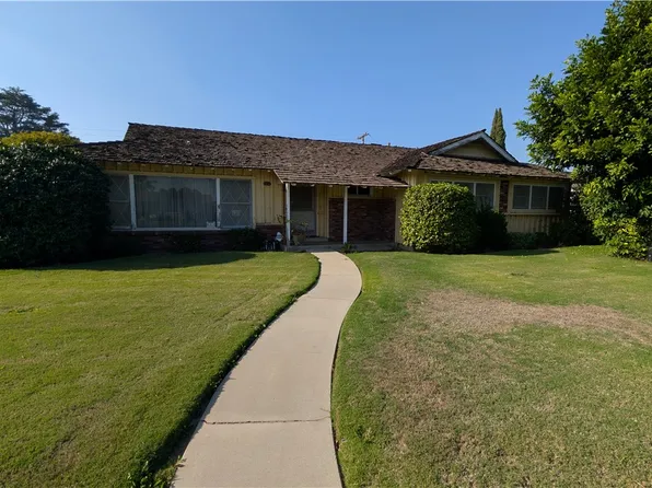 9623 Shellyfield Rd, Downey, CA 90240