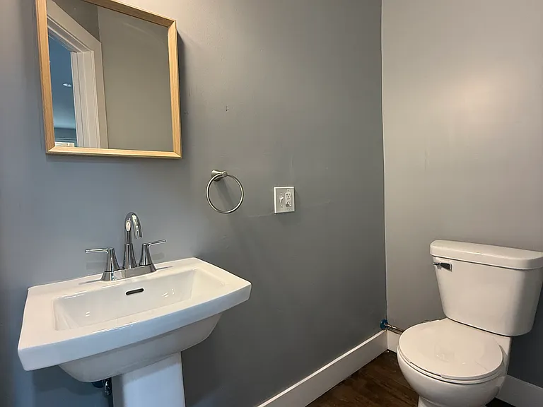 6404-6406 S Troy St #2N — Photo 8