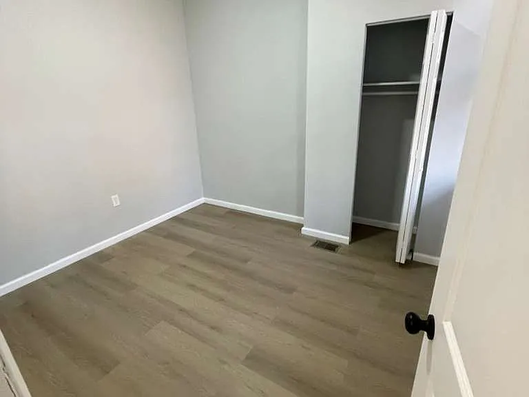 387 Avon Ave #B1 — Photo 3