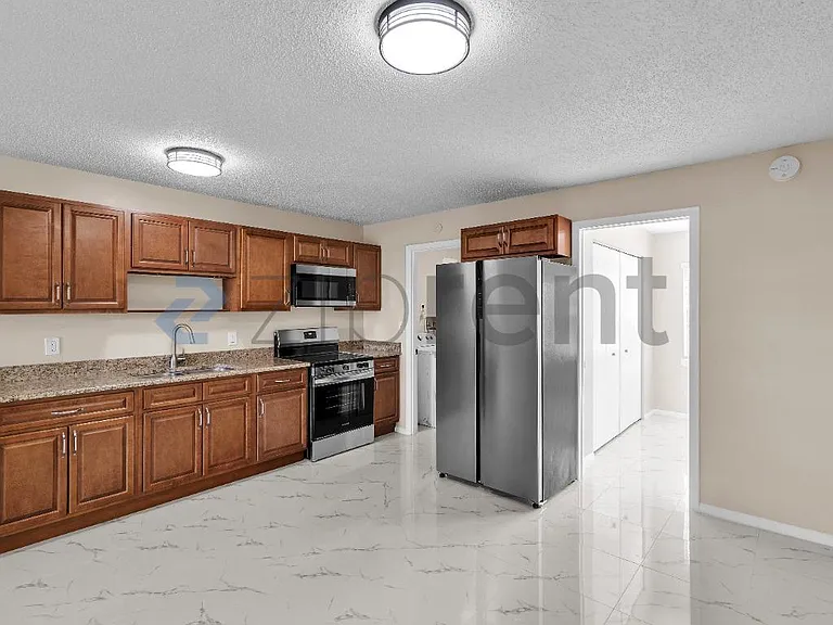 2809 Jefferson Pkwy #B — Photo 6