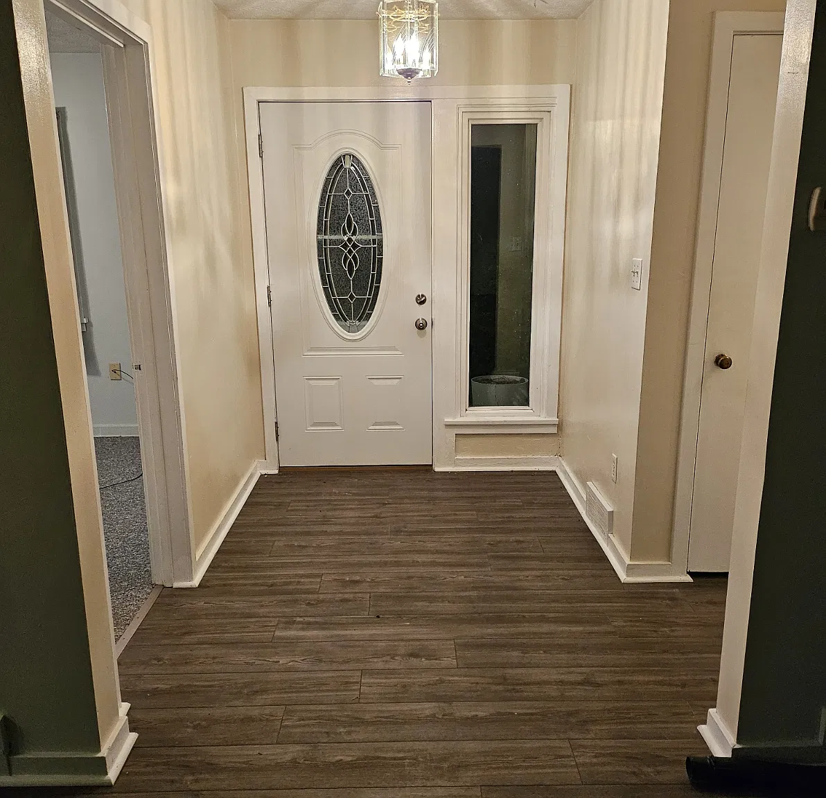 3 bed, 1815 sqft, $1,800 — Photo 2