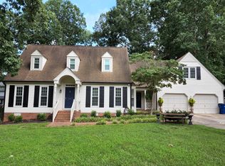 1916 Thorpshire Dr, Raleigh, NC 27615