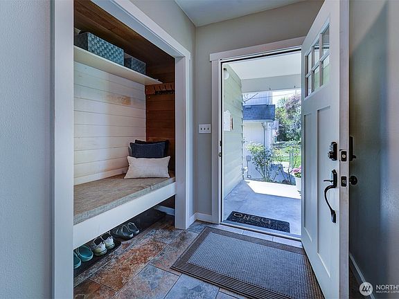 5th image of 1112 N Cambrian Avenue