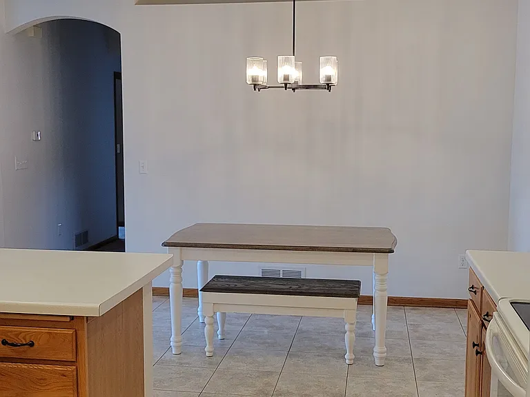 865 Cleveland Ave SW — Photo 16