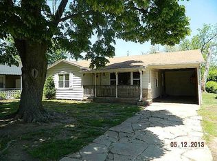 1502 Greenlawn Dr, Springdale, AR 72764