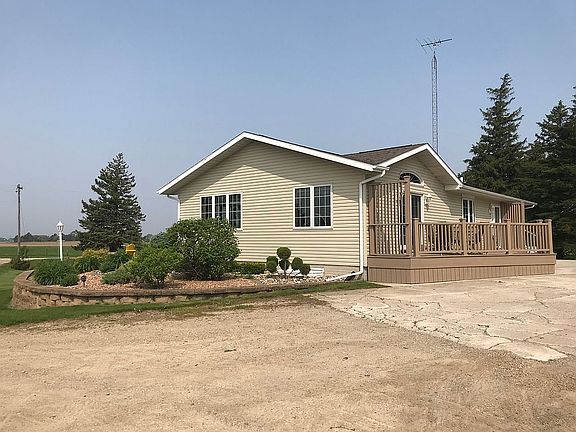 4th image of 3030 Taylor Ave