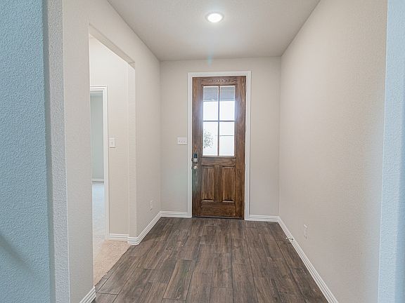 5th image of 1028 Park Oak Ln