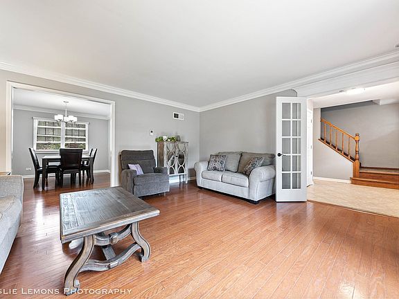 2nd image of 310 Ozier Dr