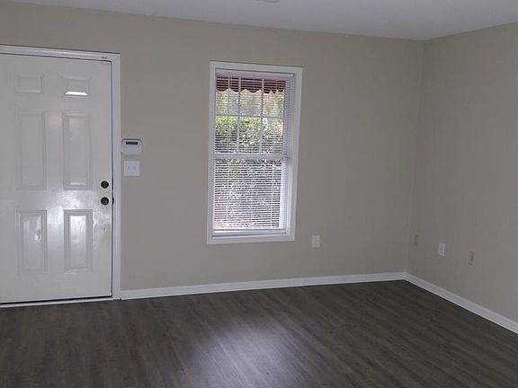 5th image of 114 Wrenwood Dr