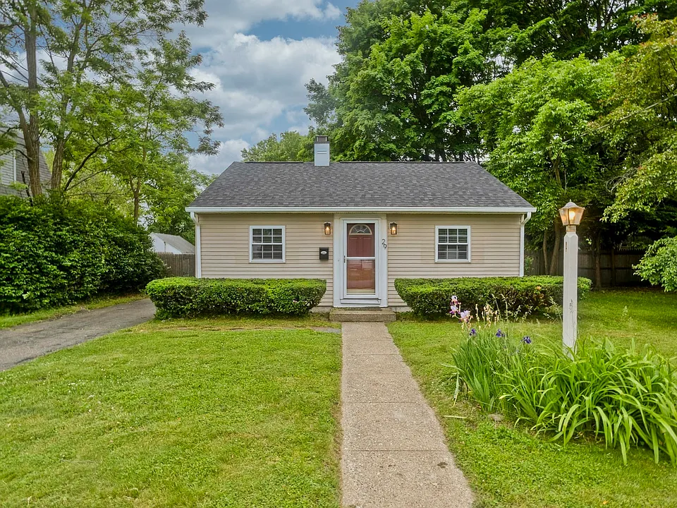 29 Lawnwood Ave