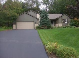 295 Rosario Ln, White Lake, MI