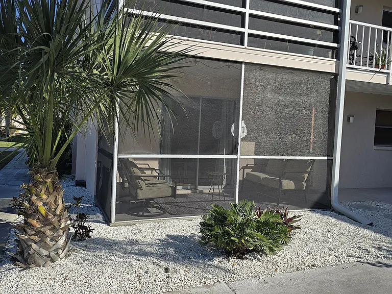 400 Base Ave E #210 — Photo 10