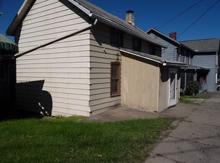 831 Main St, Vanderbilt, PA 15486