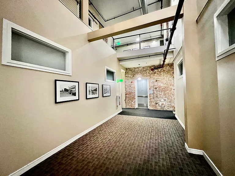 2441 N Broadway #102 — Photo 5