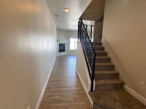 2nd image of 668 E Fiddlers Cove Dr Unit 89
