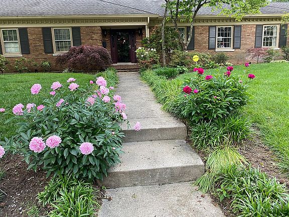 3rd image of 3314 Brookhill Cir