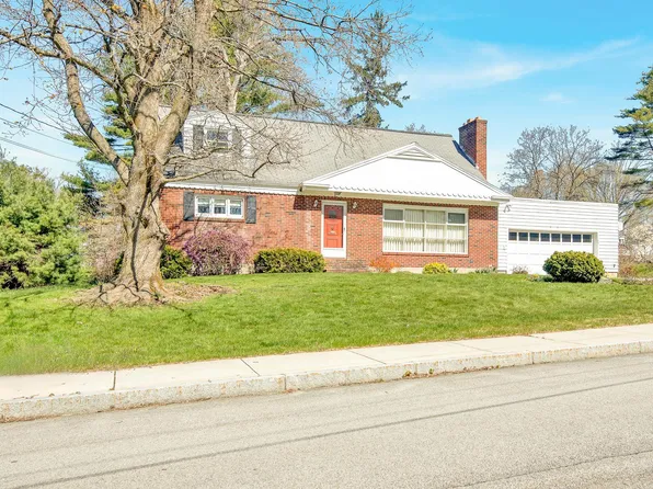 6 Hayes Lane, Dover, NH 03820