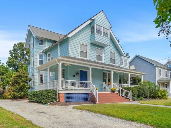 629 Tazewell Ave, Cape Charles, VA 23310