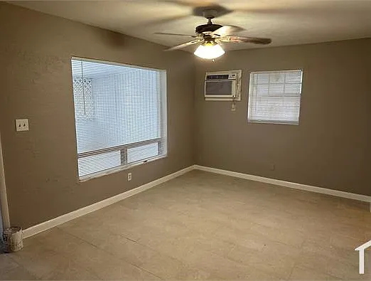 2736 NW 2nd St — Photo 5