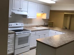 6935 Inkster Rd, Bloomfield Hills, MI 48301