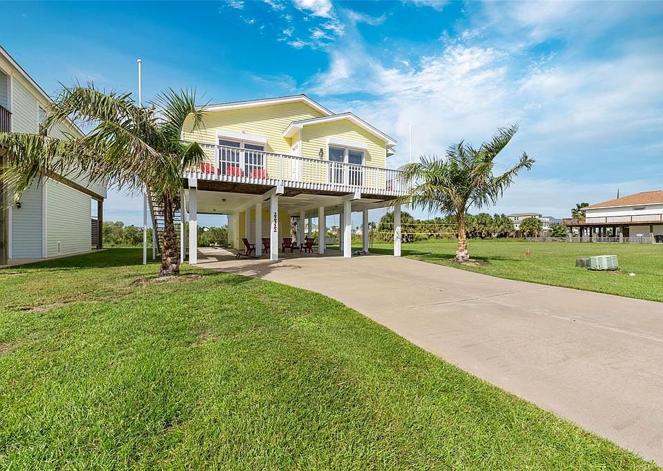 1st image of 22322 Vista Del Mar