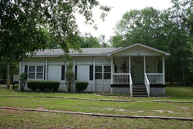 1st image of 1043 Lake Dr