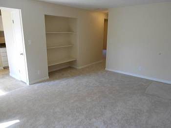 5th image of 5511 S Willow Ln APT D