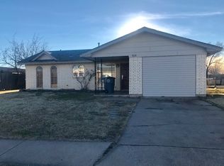 905 SW 49th St, Lawton, OK 73505