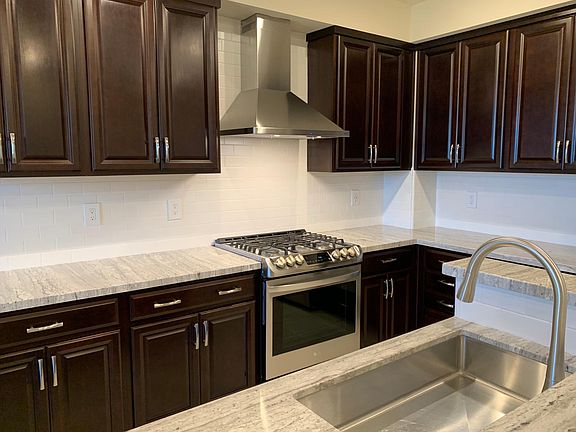 Lots of cabinet space