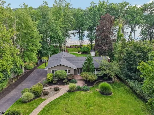 22 Radtke Rd, Randolph Twp., NJ 07869