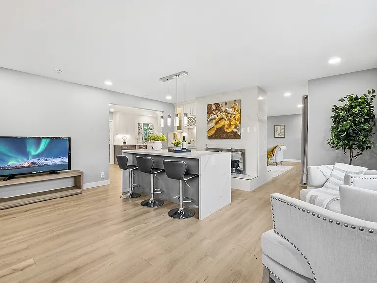 275 Orchard Rd — Photo 5