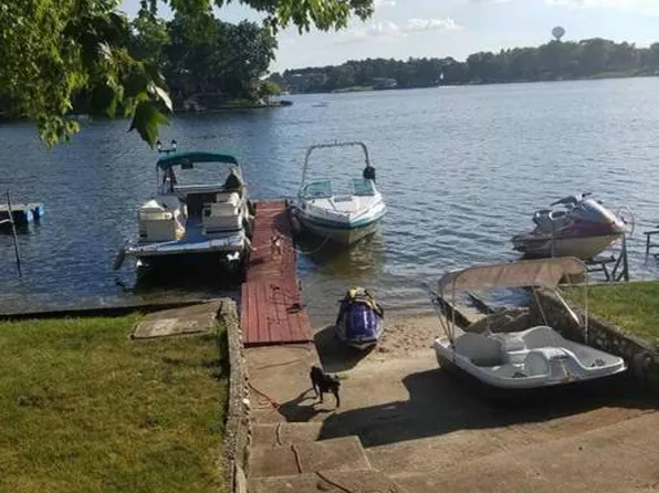 8488 Woodland Shore Dr, Brighton, MI 48114