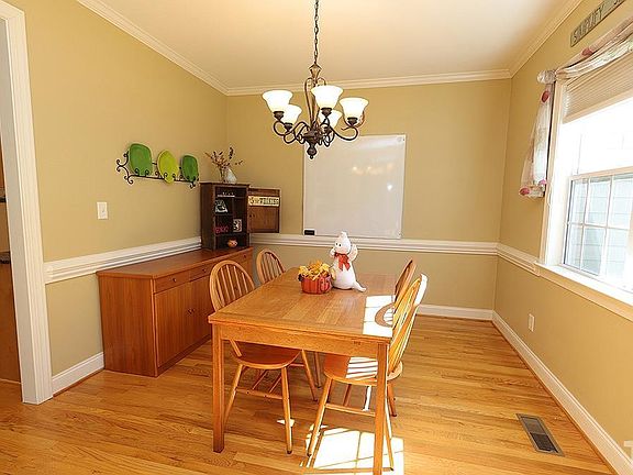 4th image of 1470 Field Quartz Cir