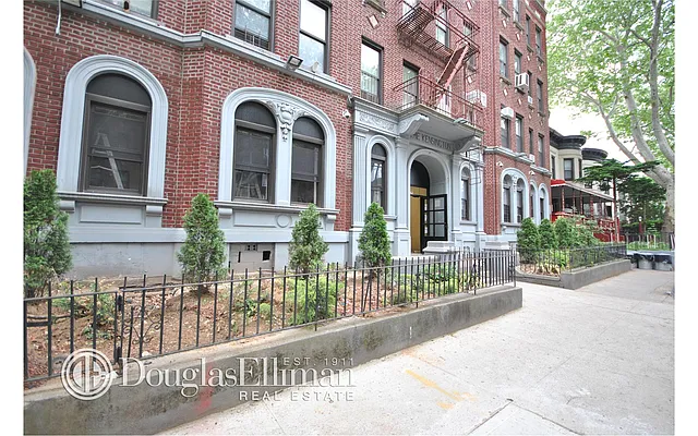 Rented by Douglas Elliman | media 41