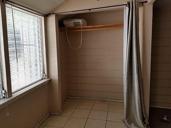 3rd image of 451 Eleanor Ave APT 5
