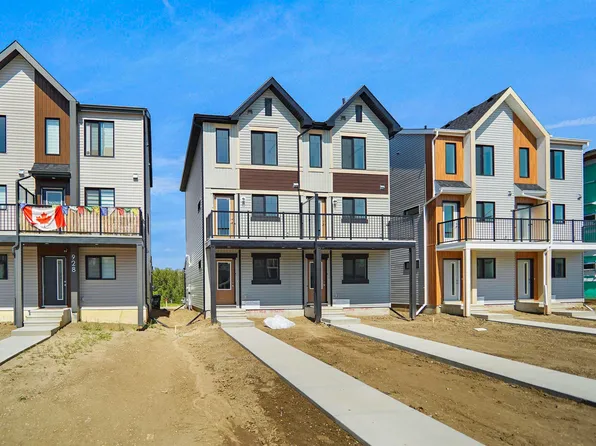 926 19th Ave NW, Edmonton, AB T6T 2K8