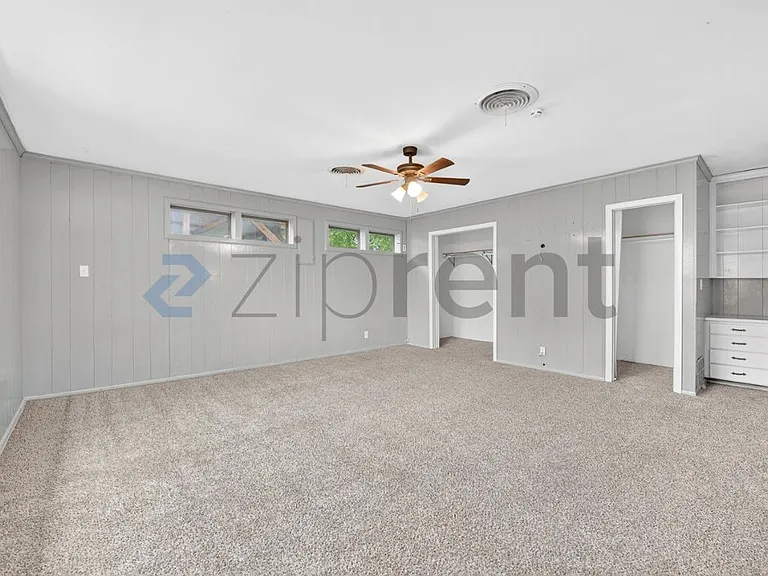 2332 Grandview Dr — Photo 22