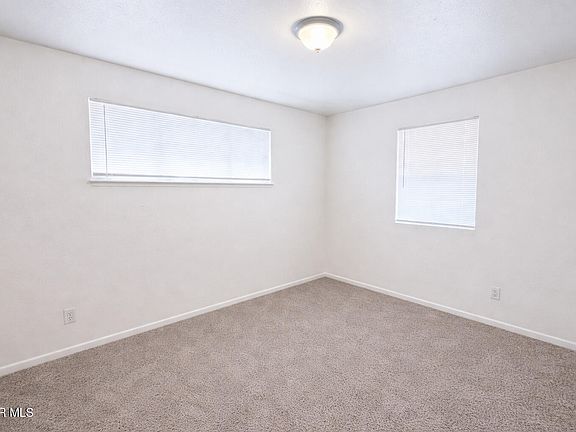 5th image of 44104 Carolside Ave