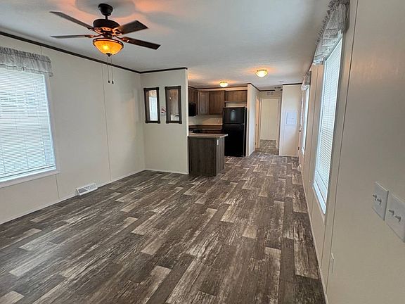 5th image of 291 N Virginia Ave #27