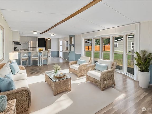Living room digitally staged