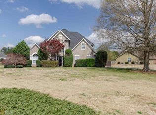 12 Stonemill Ct, Newnan, GA 30265