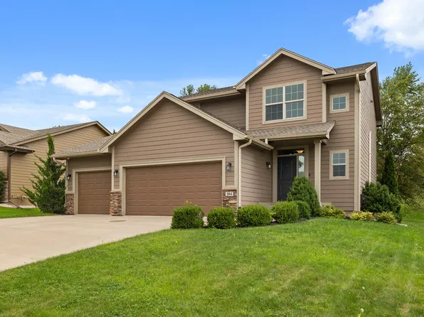 104 NW Sunset Ln, Grimes, IA 50111