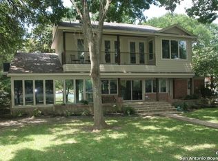 280 Spyglass Rd, Mc Queeney, TX 78123