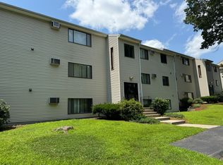 430 Sunderland Rd #2, Worcester, MA 01604
