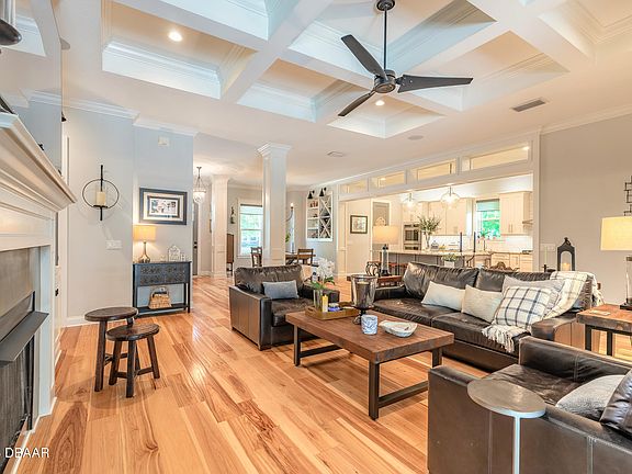 5th image of 1811 Cattail Cir
