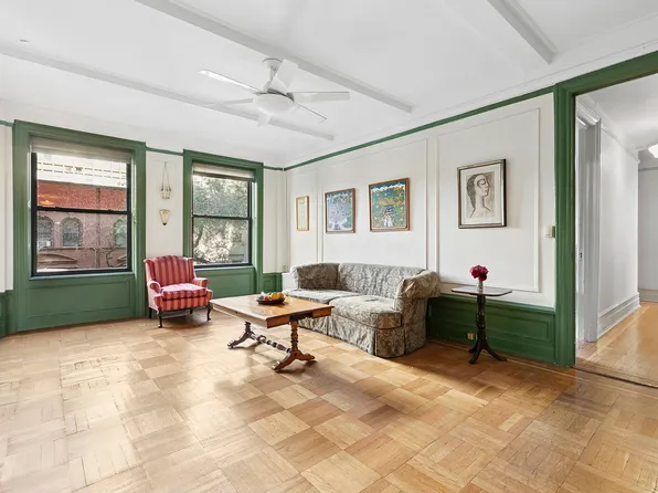 160 West 95th Street image 2 of 9